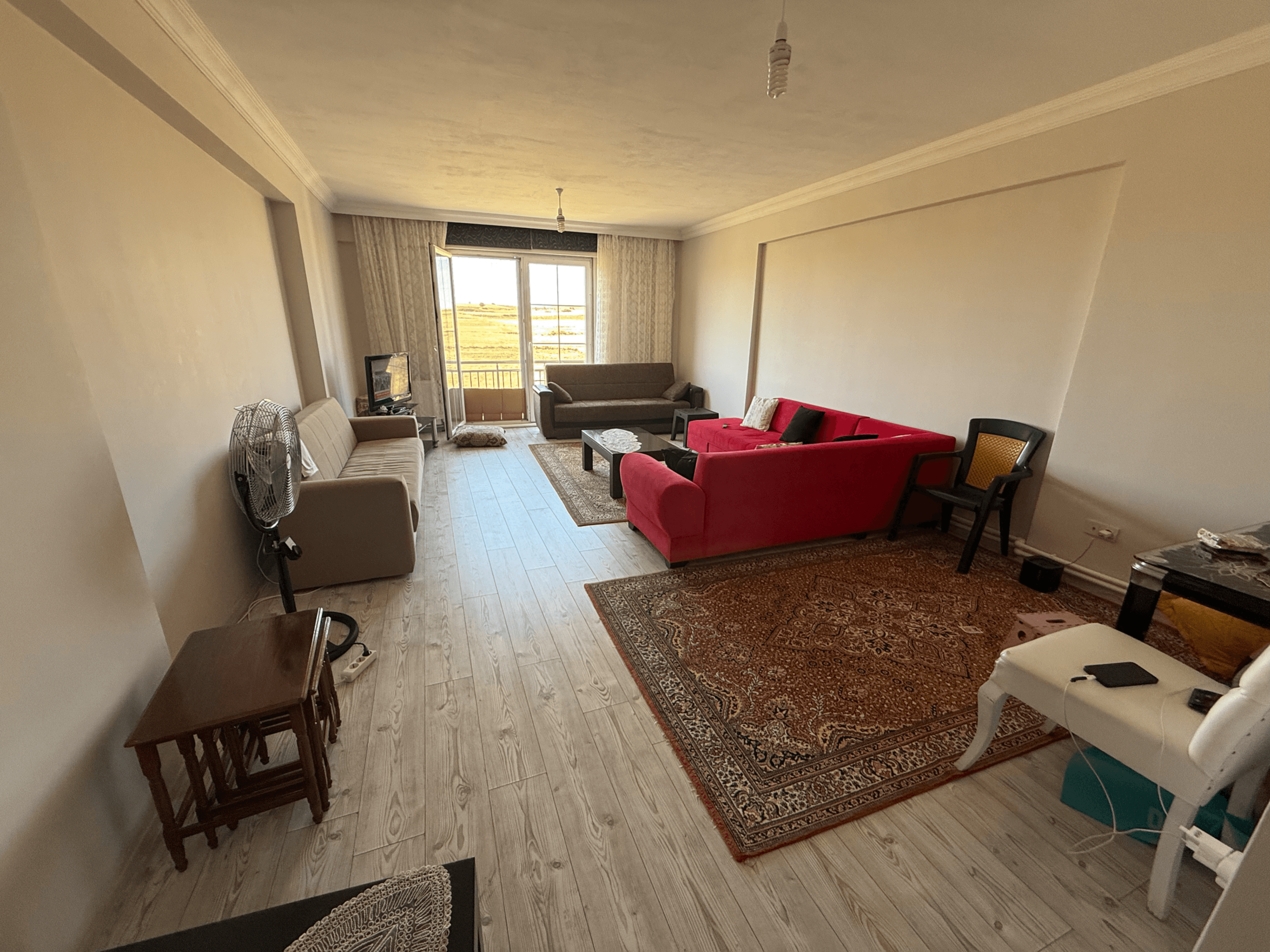 BÜYÜK FIRSAT CUMHURİYET SİTESİNDE 4+1 170M2 DAİRE